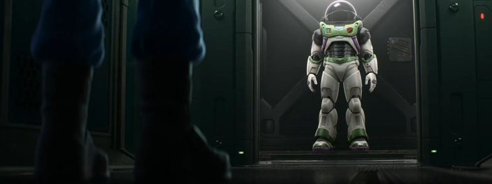 Imagem de: Lightyear: fãs comparam Buzz com Joe Swanson de Uma Família da Pesada