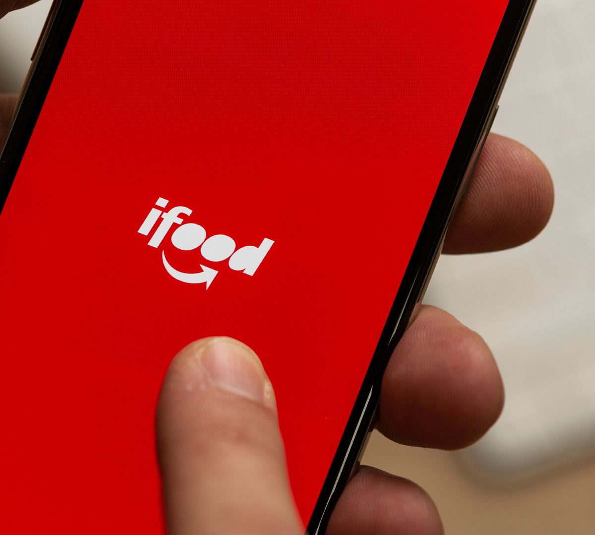 iFood: restaurantes afetados pedem que empresa cubra prejuízo