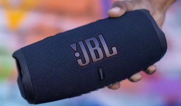 JBL Charge 5: caixa de som com powerbank embutido é lançada