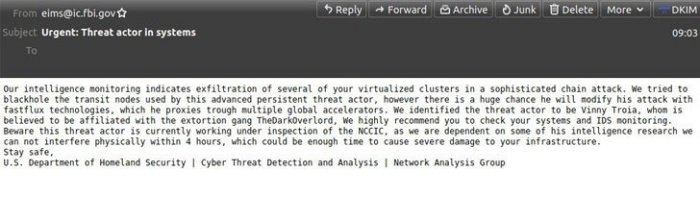 Exemplo de e-mail falso enviado pelos invasores alertando sobre um suposto ataque cibernético.