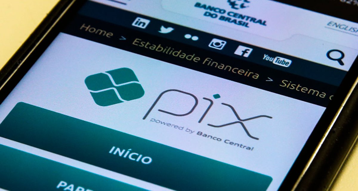 Hackers explicam como o 'Golpe do Pix' acontece