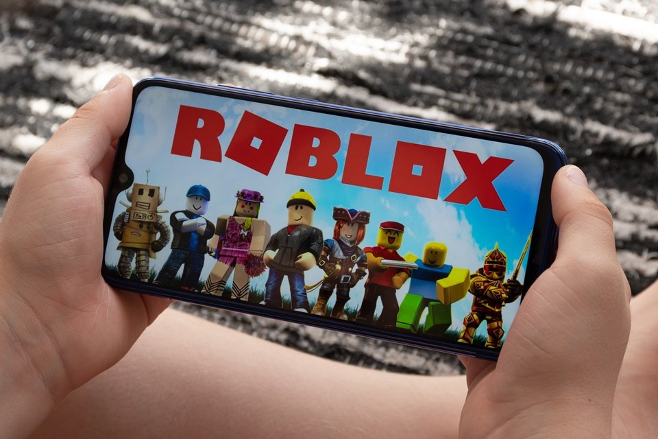 Roblox fora do ar: jogo completa 12 horas com instabilidade
