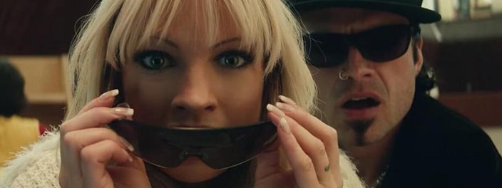 Imagem de: Pam & Tommy: sex tape de Pamela Anderson e Tommy Lee vaza em novo trailer