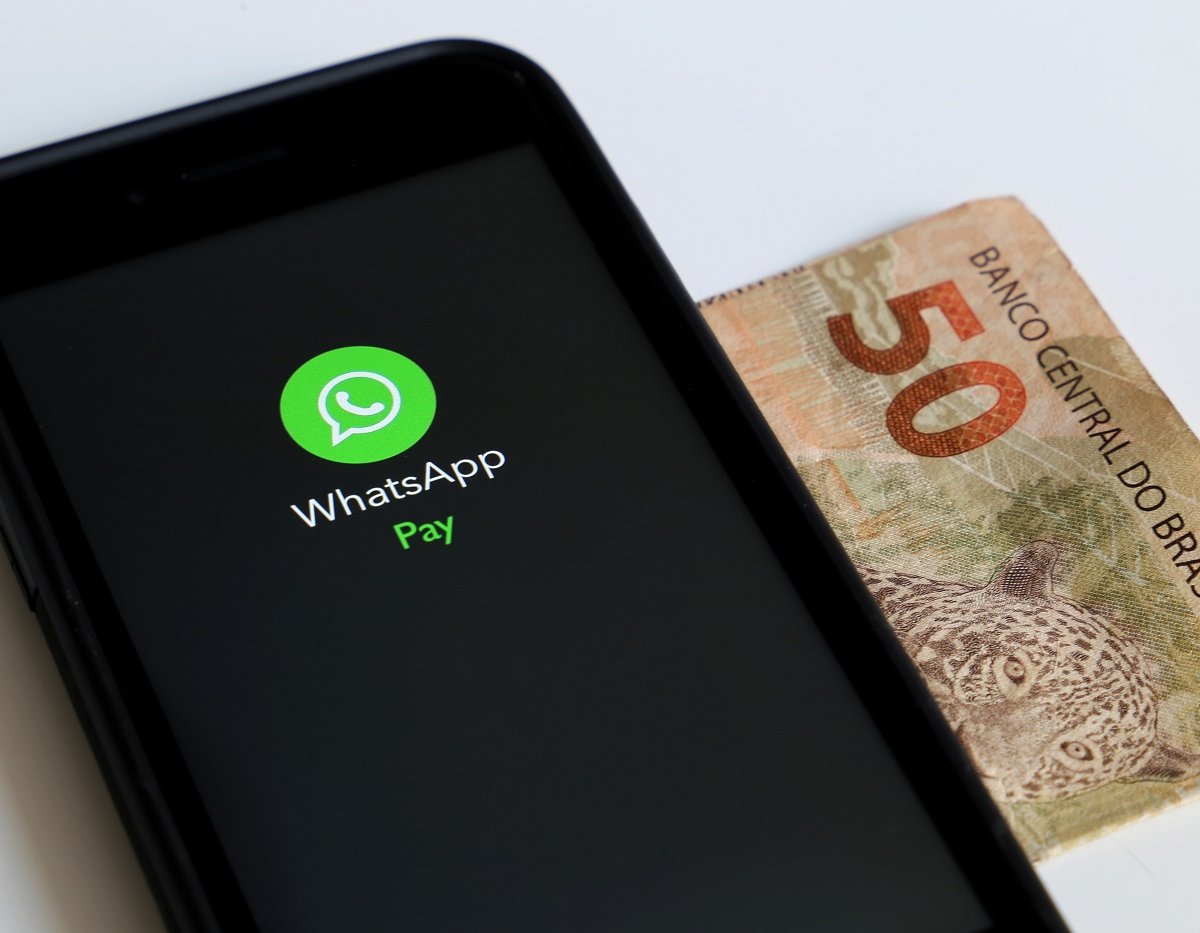 WhatsApp ganha atalho para enviar dinheiro pelo teclado