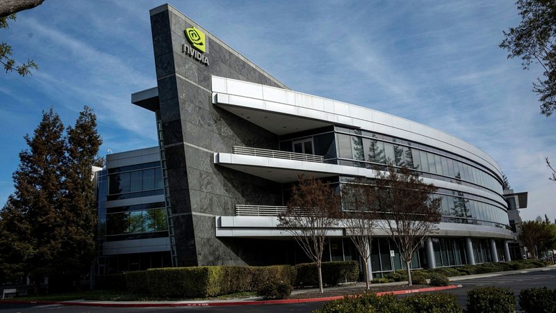 Nvidia registra grande margem de lucro, mas ainda encara dificuldades na aquisição da ARM. (Fonte: David Paul Morris, Bloomberg via Financial Times / Reprodução)