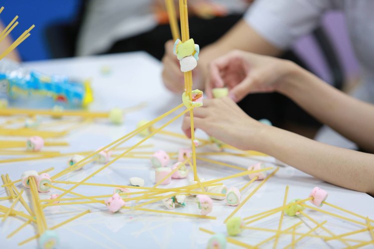 Marshmallow Challenge