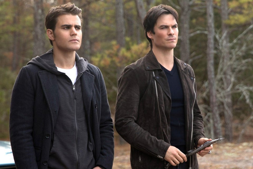 The Vampire Diaries: 10 melhores momentos de Stefan e Damon