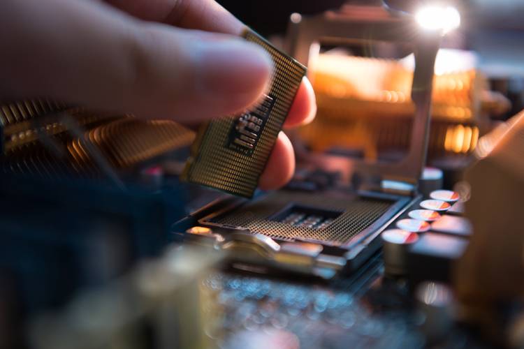 Mais desempenho single core ou performance multithread?