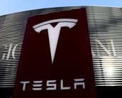 Funcionárias da Tesla abrem processo por assédio sexual