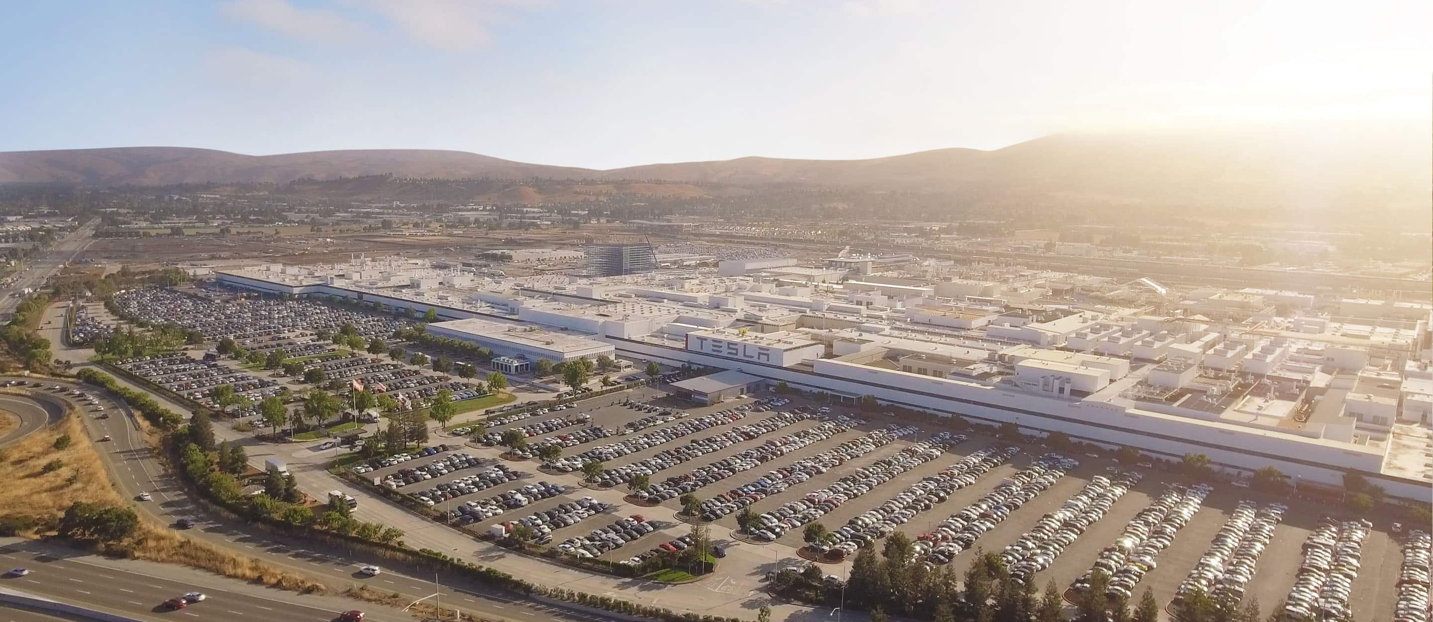Fábrica da Tesla em Fremont, Califórnia