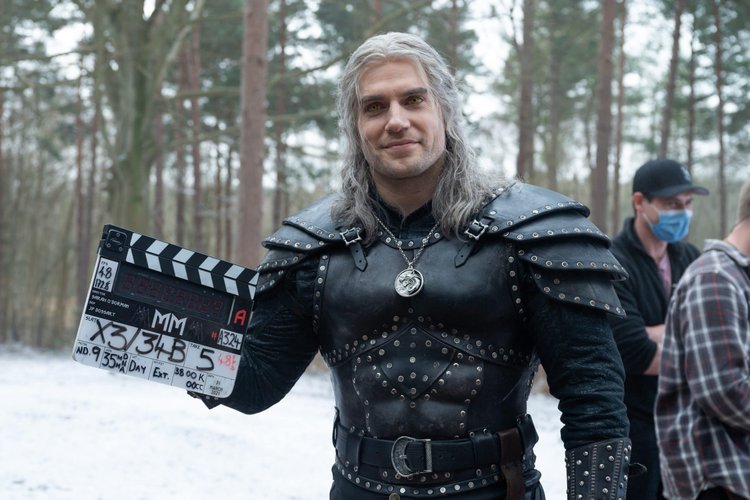 Henry Cavill nos bastidores de The Witcher