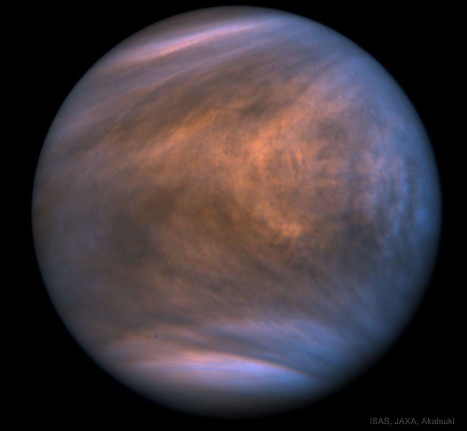 Planeta Vênus e os detalhes de sua densa atmosfera em ultravioleta