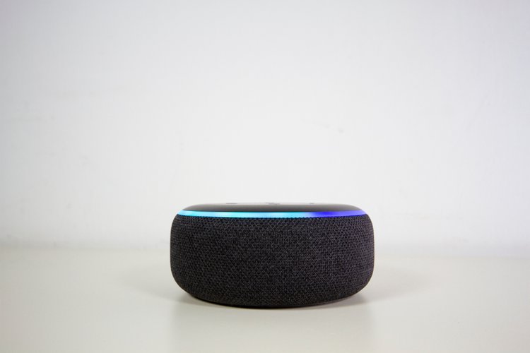 A Amazon disponibiliza uma série de Skills que trazem comodidade, praticidade e diversão para os usuários da Alexa. (Shutterstock/Reprodução)