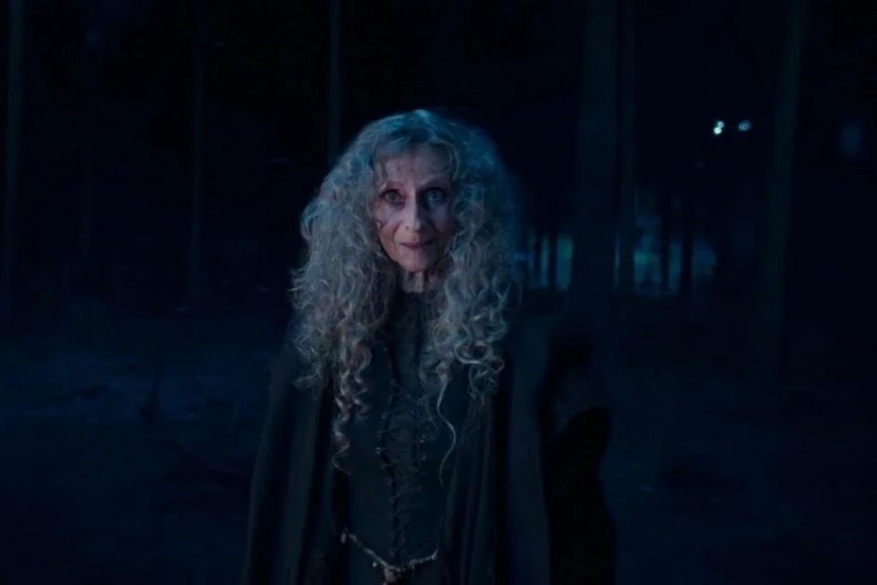 Ania Marson como Voleth Meir em 'The Witcher'.