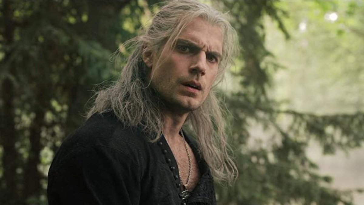 The Witcher: Henry Cavill, que dá vida a Geralt de Rivia, pede para fãs não  jogarem moedas nele 