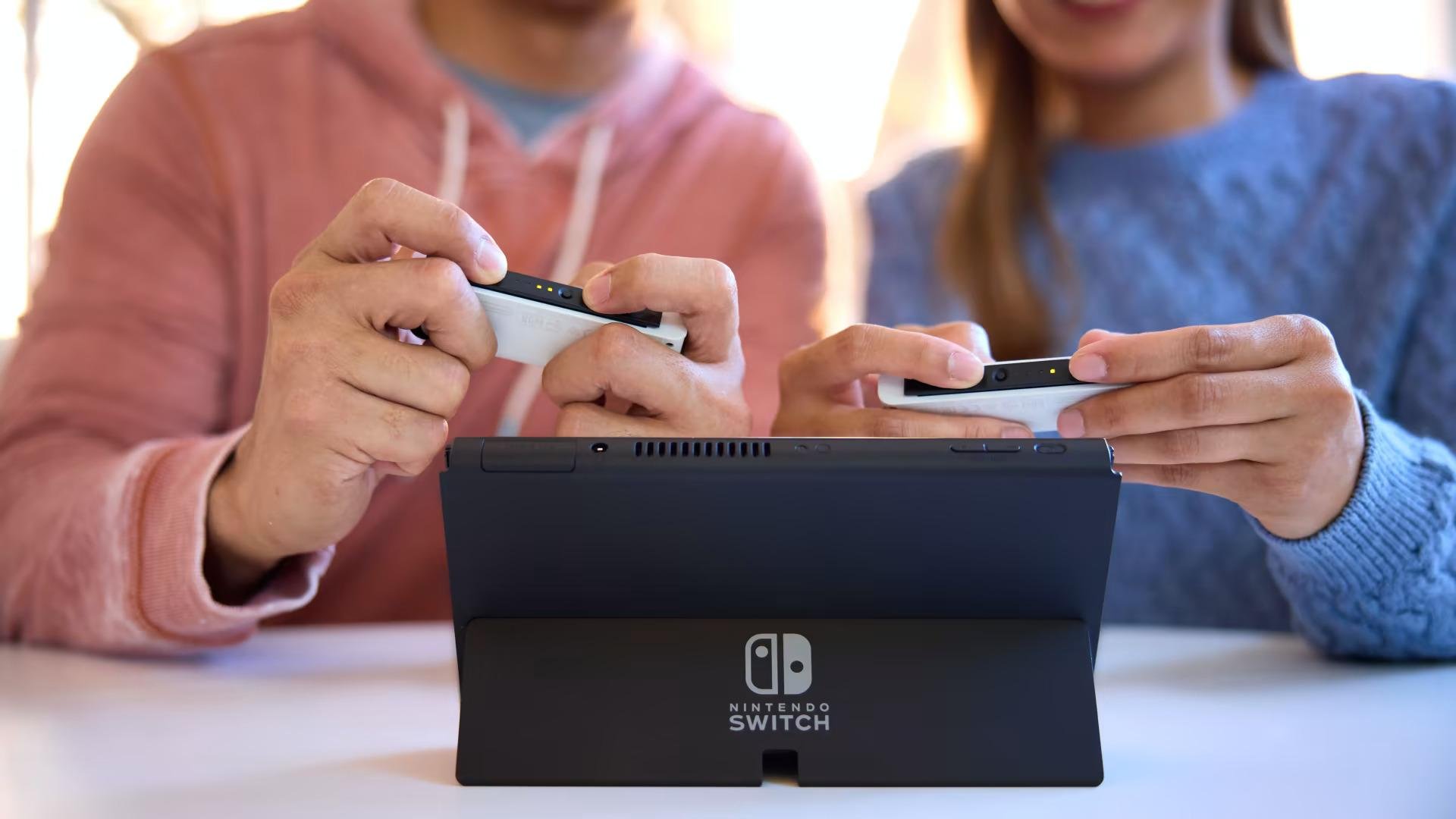 Nintendo Switch OLED.
