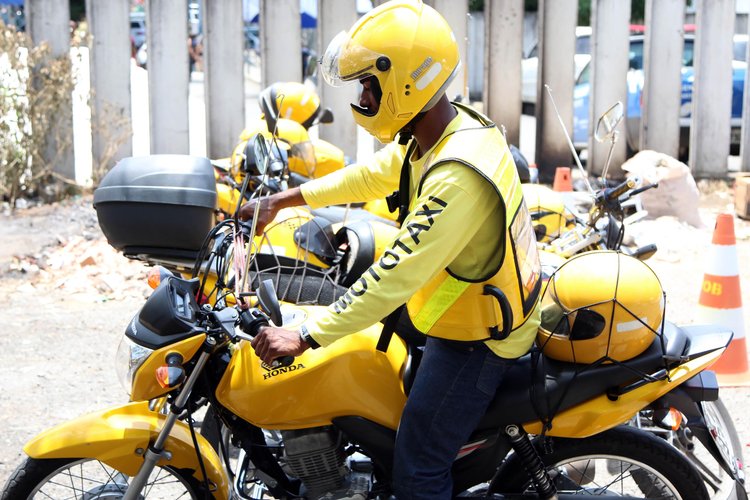 Cada município pode ter regras próprias quanto a atividade de mototaxista. (Fonte: Semob-PMS/Reprodução)