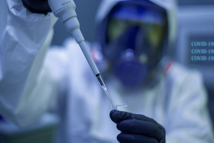 Fiocruz recebe autorização para produzir o IFA da vacina AstraZeneca em território nacional (Fonte: Pixabay/Fernandozhiminaicela)
