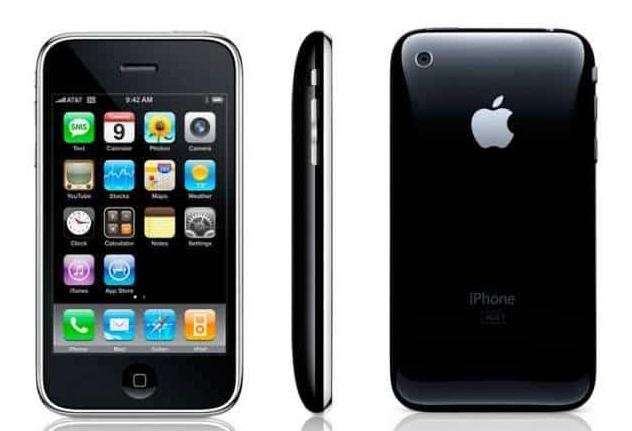 Uma só opção de cor, bordas espessas e tela pequena: o primeiro iPhone.
