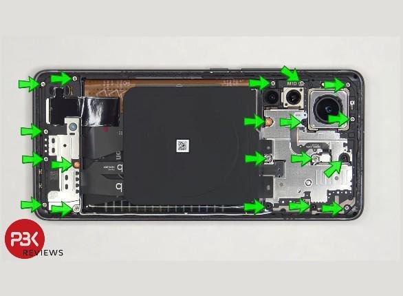 19 parafusos philips fixam componentes do Xiaomi 12 Pro à carcaça
