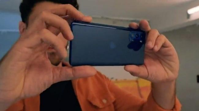 A câmera principal do Moto G Stylus 2022 tem 50 MP.