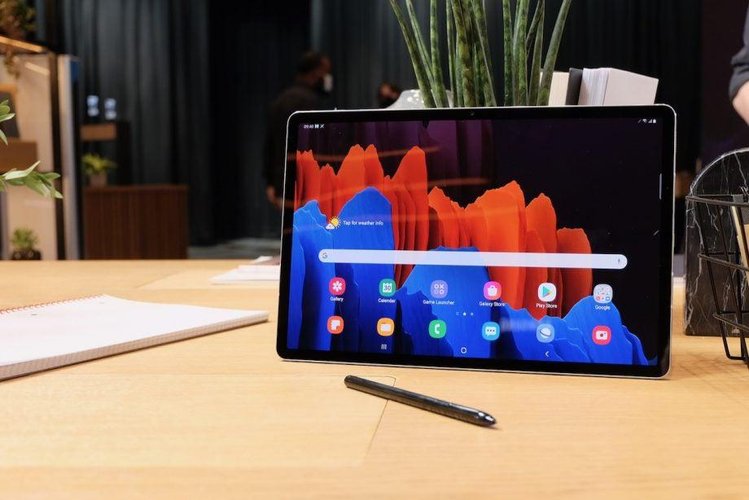 Tab S8 terá design parecido com versão anterior, mas será mais veloz. (Fonte: TrustedReviews/Reprodução)