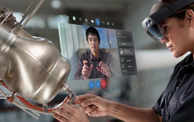 O HoloLens pode servir de base para futuros headsets focados no metaverso e em jogos.