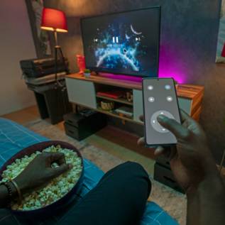Imagem de Que tal jogar games mobile com controle diretamente na sua TV?