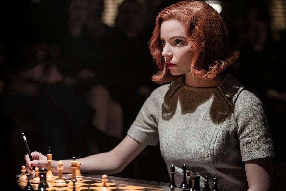 Primeira Grande Mestre do xadrez processa Netflix por episódio de ' O  Gambito da Rainha' - ISTOÉ Independente