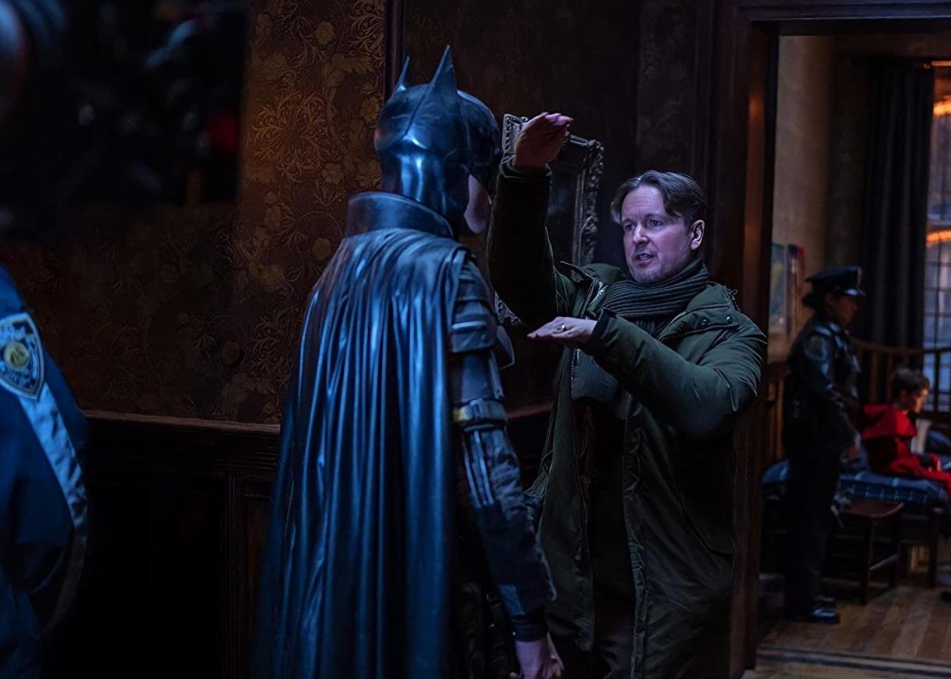 Matt Reeves e Robert Pattinson em 'The Batman'.