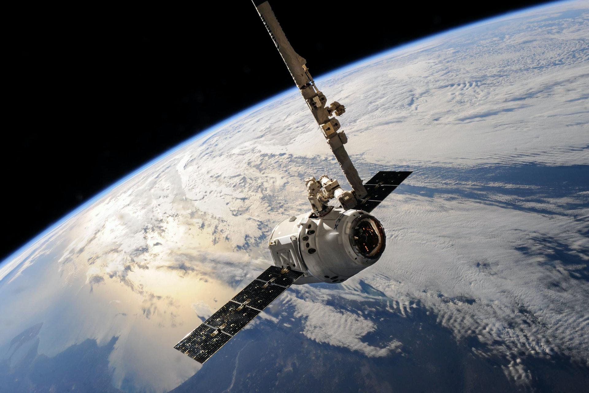 Um satélite da empresa americana SpaceX (Fonte: Pexels/SpaceX)
