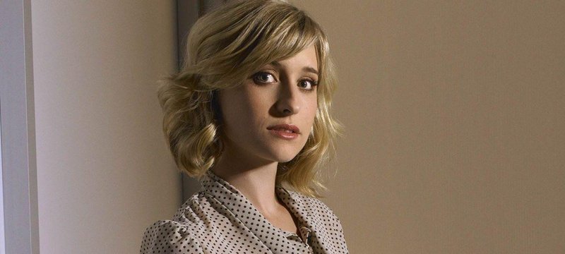 A atriz Allison Mack.