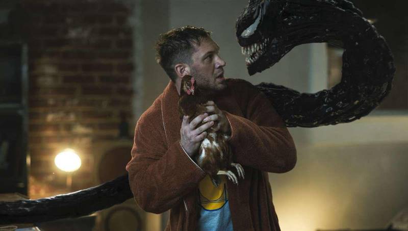 Venom: Tempo de Carnificina traz cenas divertidas entre Eddie Brock e o simbionte