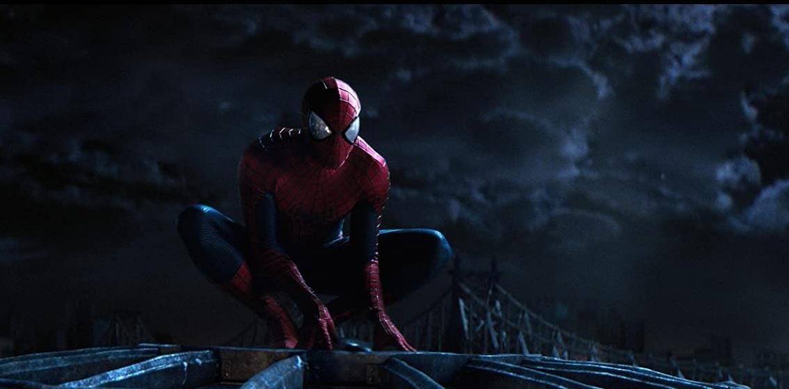 Andrew Garfield diz não ter planos para voltar a interpretar o Homem-Aranha, mas que está aberto a reprisar seu papel caso apareça uma boa história