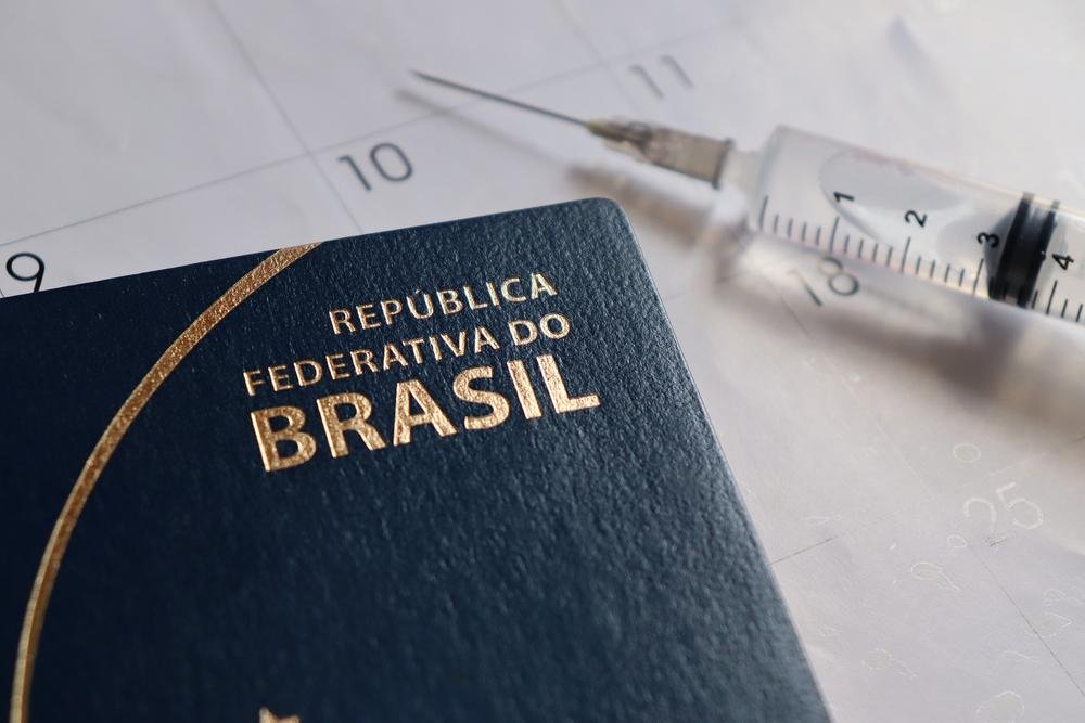 Vacina desenvolvida no Brasil pode estar disponível dentro de 9 meses