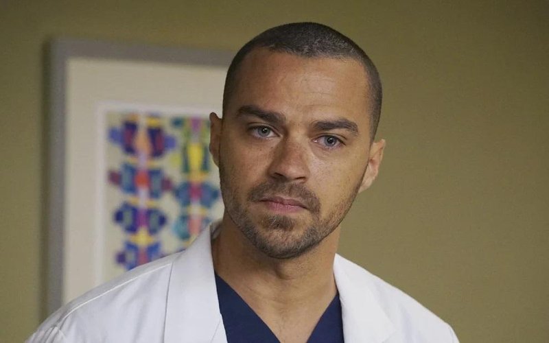 Jackson Avery engatou um romance com April Kepner durante a série. (ABC/Reprodução)