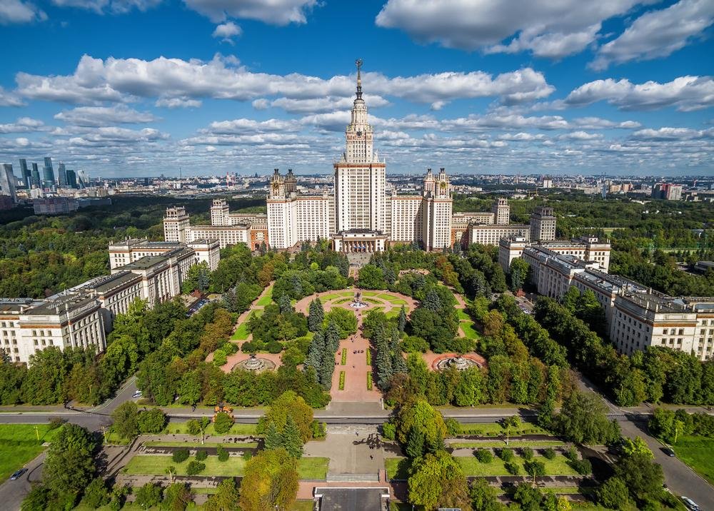 Prédio da Universidade Estatal de Moscou, uma das mais importantes da Rússia