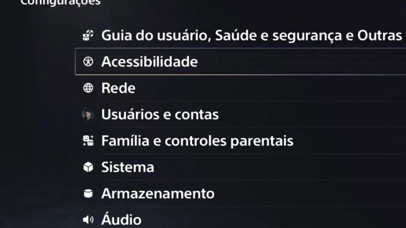 Descrição da imagem: Uma lista de opções dentro dos menus do Playstation 5, com a opção de acessibilidade selecionada.