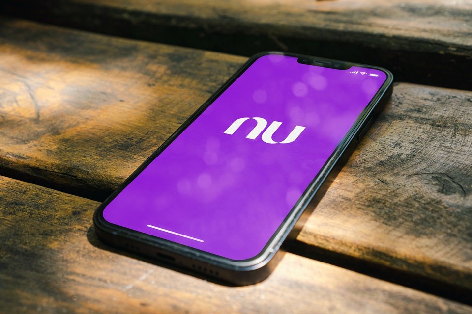 Nubank libera pagamento da fatura do cartão no débito automático - TecMundo