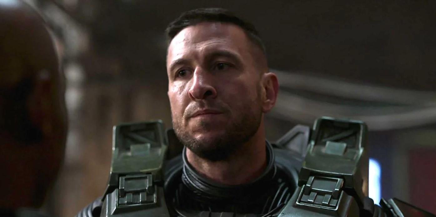 Ator de Master Chief confirma volta das filmagens da série de Halo com foto  no set