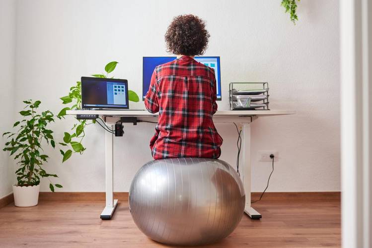 Exercícios que promovam o desequilíbrio do corpo auxiliam no tratamento da cinetose