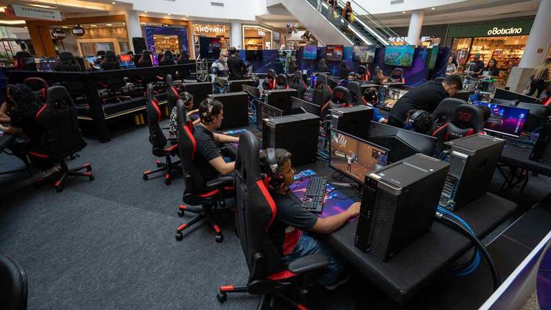 Visitantes podem acessar cinco ambientes com mais de 30 estações de jogos no São Bernardo Plaza Shopping