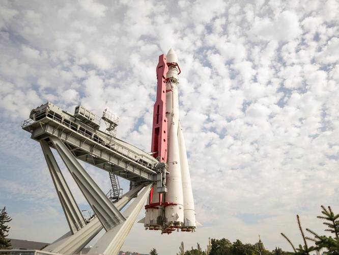 Foguete russo Vostok, usado para enviar Yuri Gagarin ao espaço