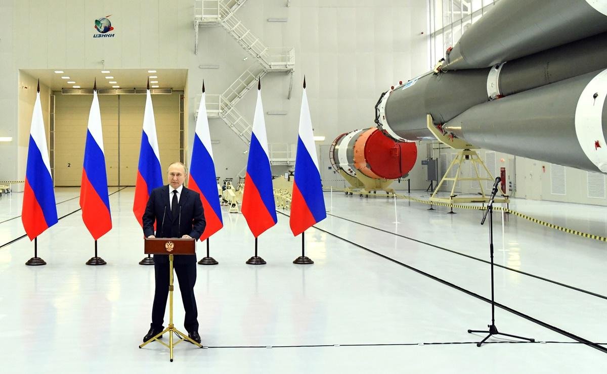O presidente russo Vladimir Putin durante anúncio de retomada do programa espacial lunar do país