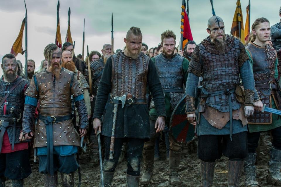 A HISTÓRIA REAL DE BJORN IRONSIDE  VIKINGS - OS FILHOS DE RAGNAR 