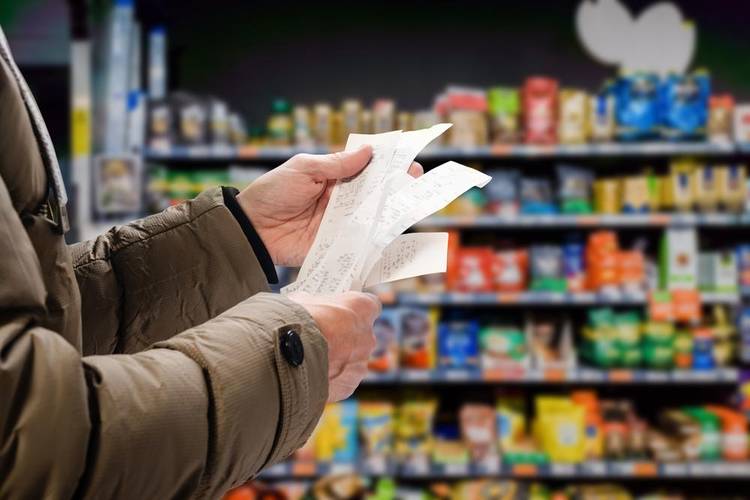 A inflação explica o aumento do preço em diversos produtos e serviços em nossa sociedade. (Shutterstock/Reprodução)