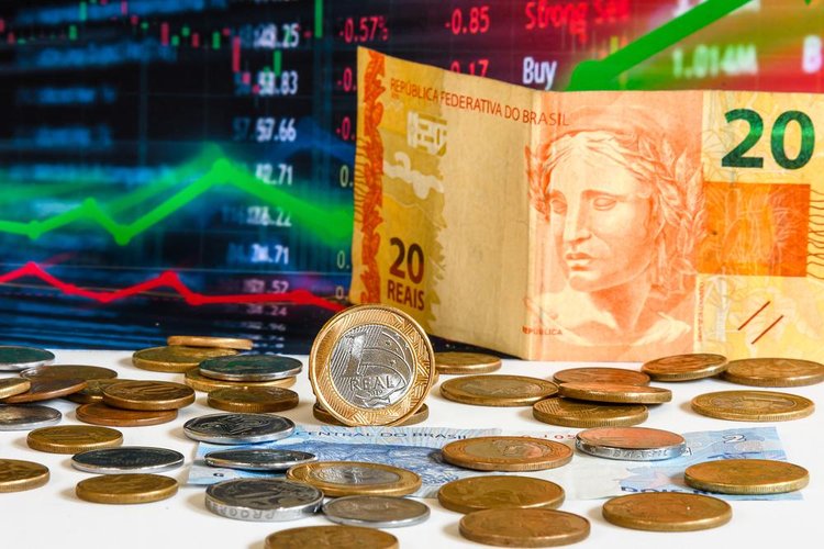 A taxa Selic hoje está em 11,75% ao ano e foi definida em 16 de março de 2022. (Shutterstock/Reprodução)