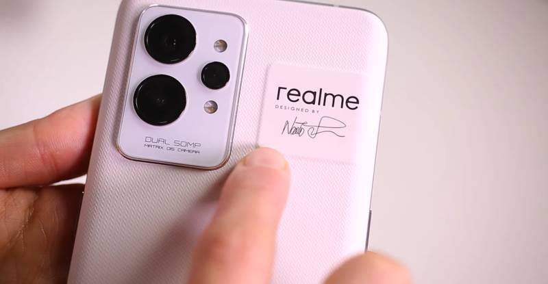 Realme GT 2 Pro Paper White