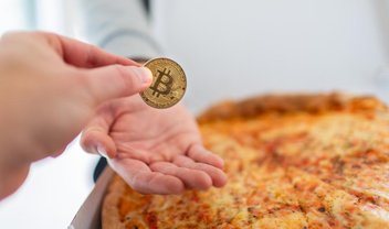 Binance vai dar 1 ano de pizza grátis no “Bitcoin Pizza Day” 