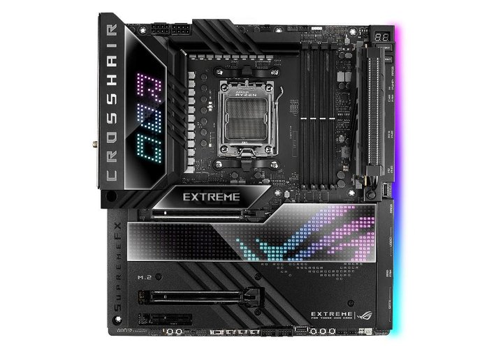 X670E Crosshair Extreme conta com iluminação RGB sincronizável via Aura Sync